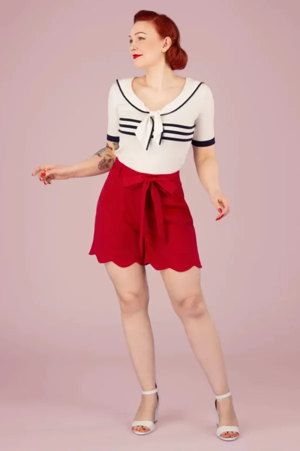 Ahoy Scallop Short In Rood-Banned Retro Sale