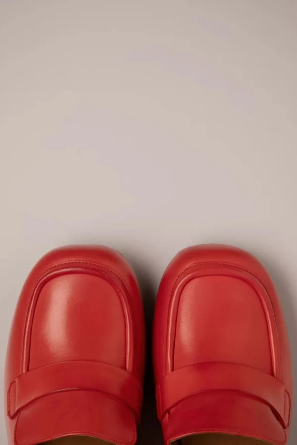 Soren Loafer Style Pumps In Scarlet Rood-Miz Mooz Store